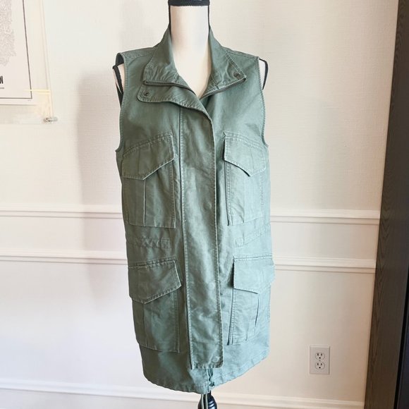 Abercrombie & Fitch Utility Vest - Picture 1 of 12